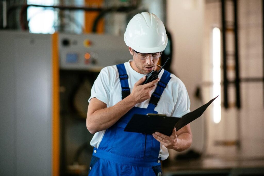 Comunicação por rádio em indústria de papel e celulose